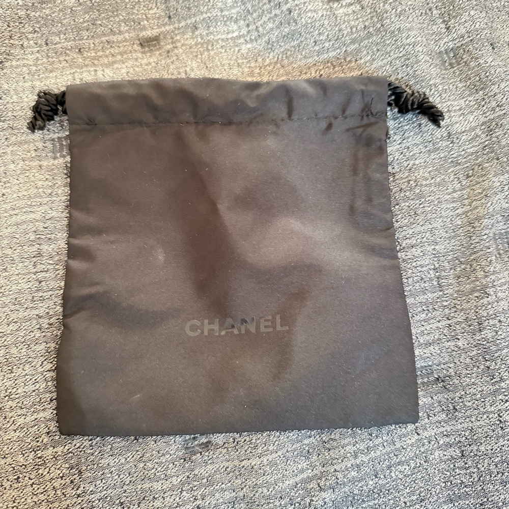 Chanel pouch
